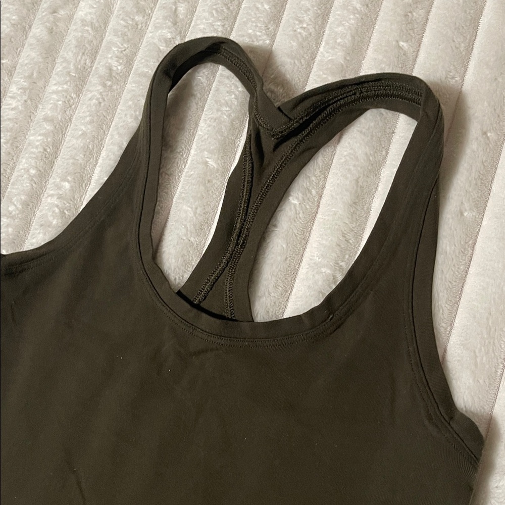 Lululemon Racerback Tank | Size 2 ? - Picture 4 of 6